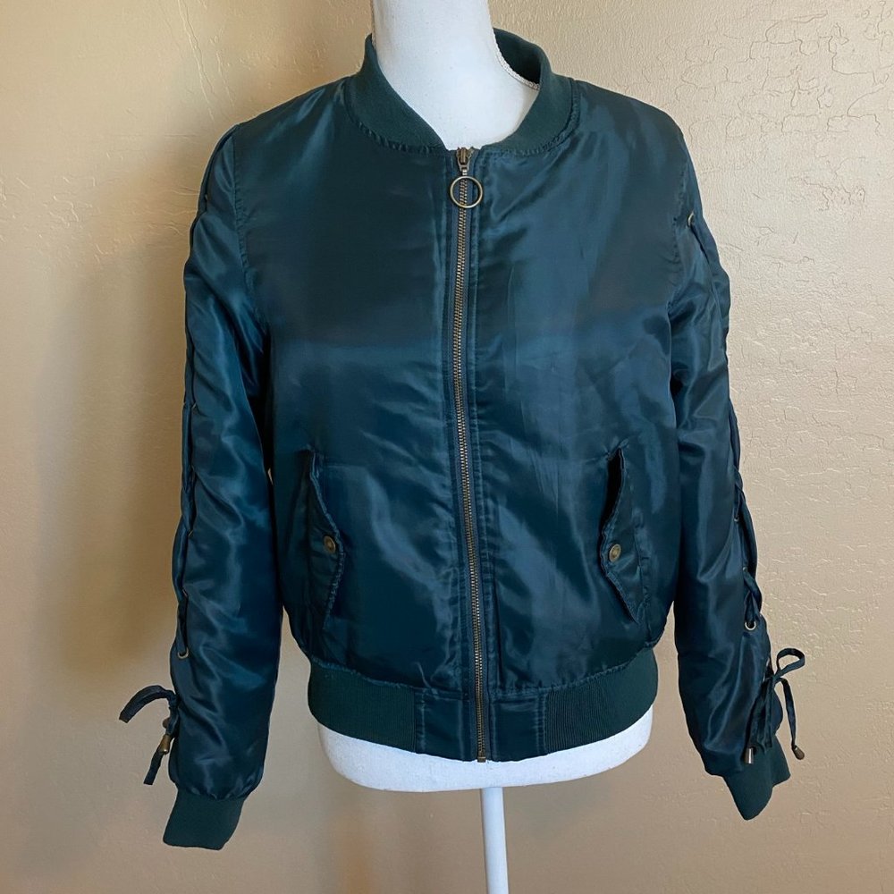Kensie Jade Green Puffer Coat Jacket Ties on Sleeves Warm Emerald